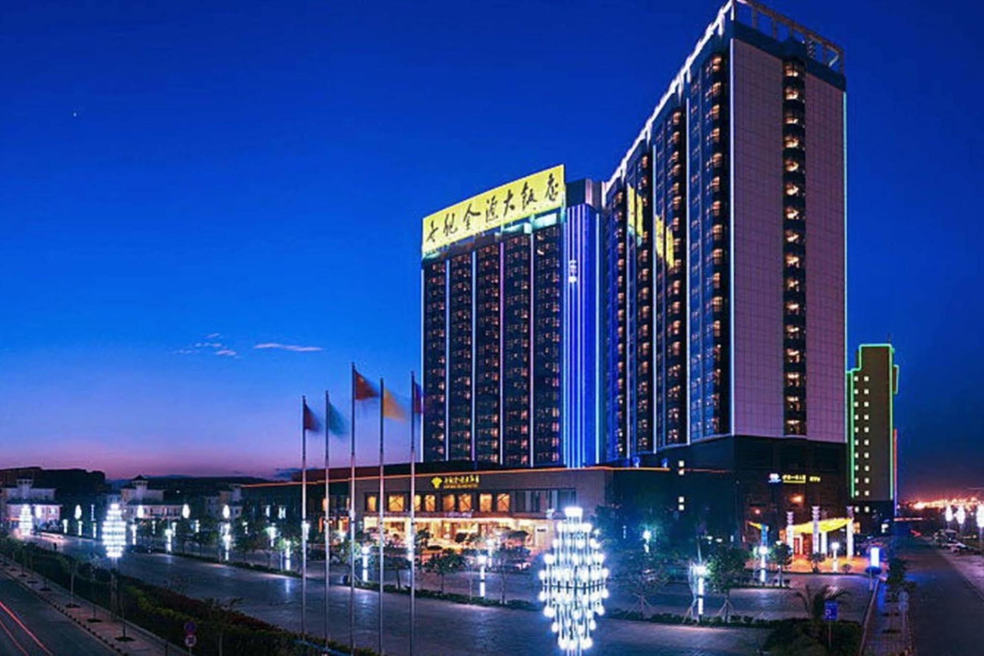 Empark Grand Hotel Kunming Exteriör bild